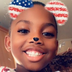 Meet your Posher, Kaylin